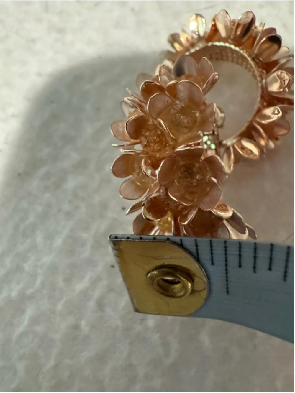 Unbranded Jewelry 4 piece mixed lot. Rhinestone Silver & Rose-tone Peach